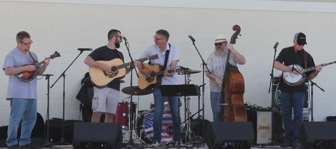 FESTIVAL ENTERTAINMENT
